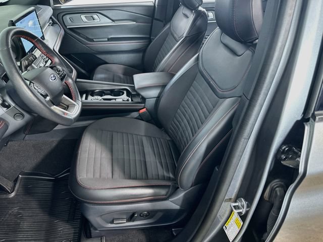 Certified 2025 Ford Explorer ST-Line w/ Premium Package AWD/4WD image 21