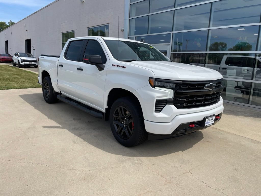 Used 2023 Chevrolet Silverado 1500 RST w/ Redline Edition AWD/4WD image 1