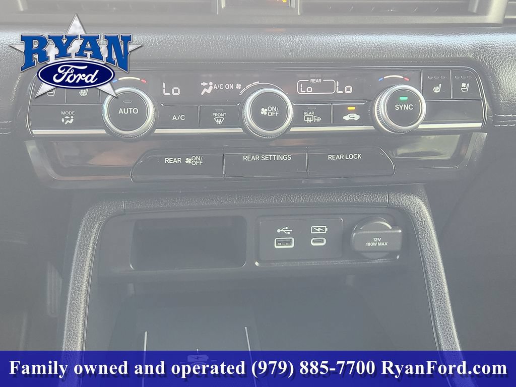 Used 2025 Honda Pilot Elite image 15