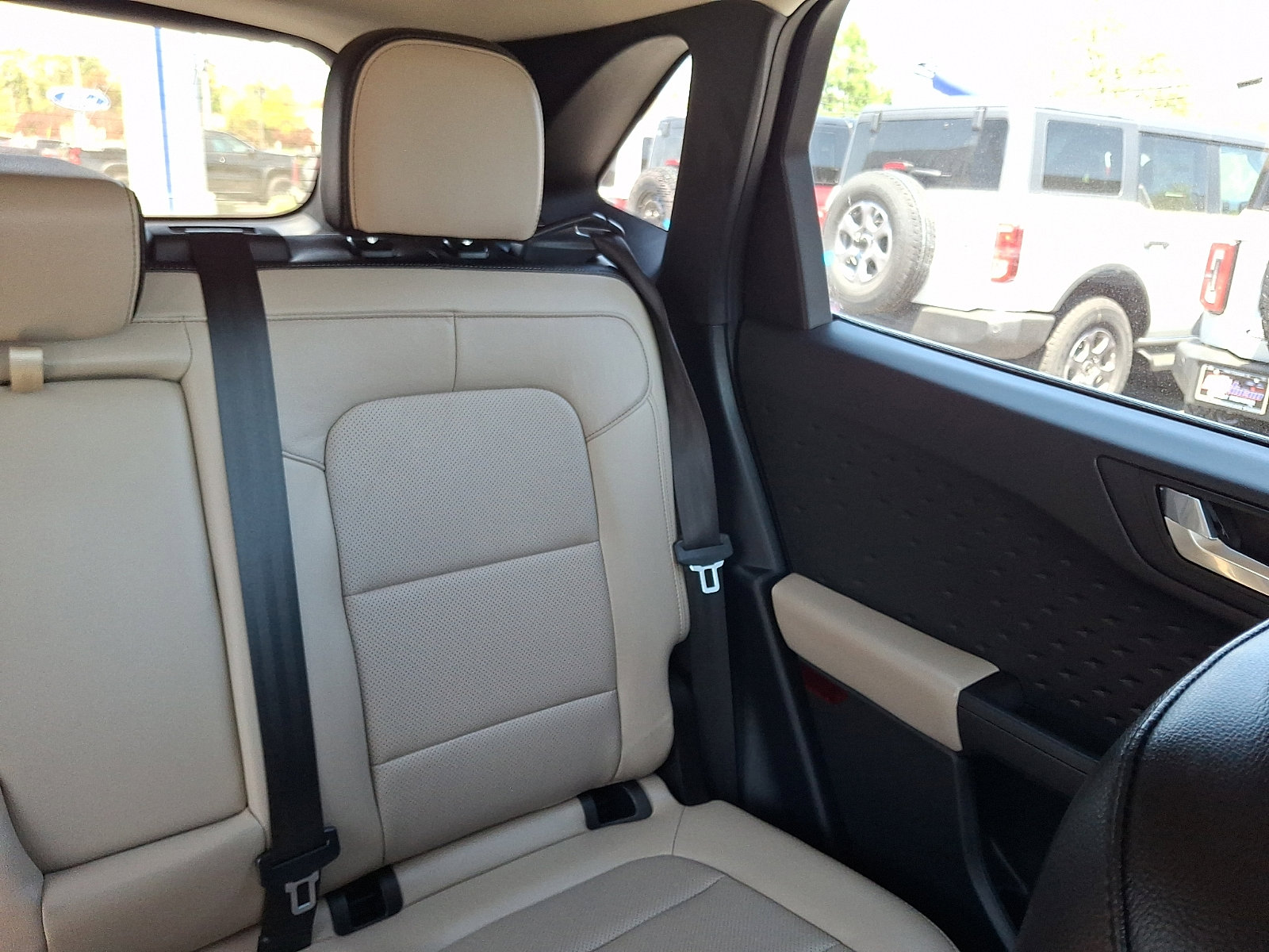 Certified 2020 Ford Escape Titanium AWD/4WD image 20