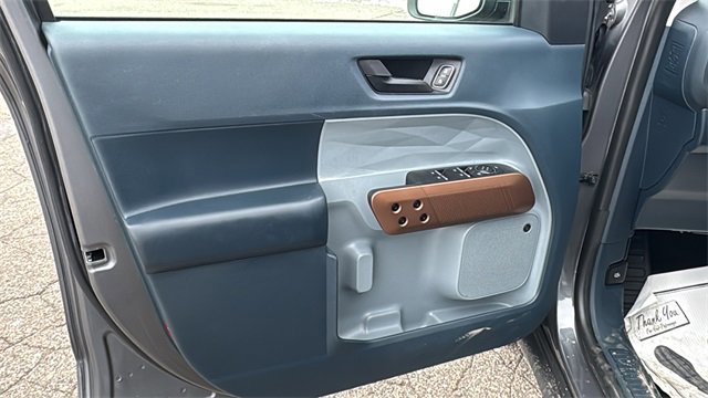 Certified 2022 Ford Maverick Lariat w/ Lariat Luxury Package image 11