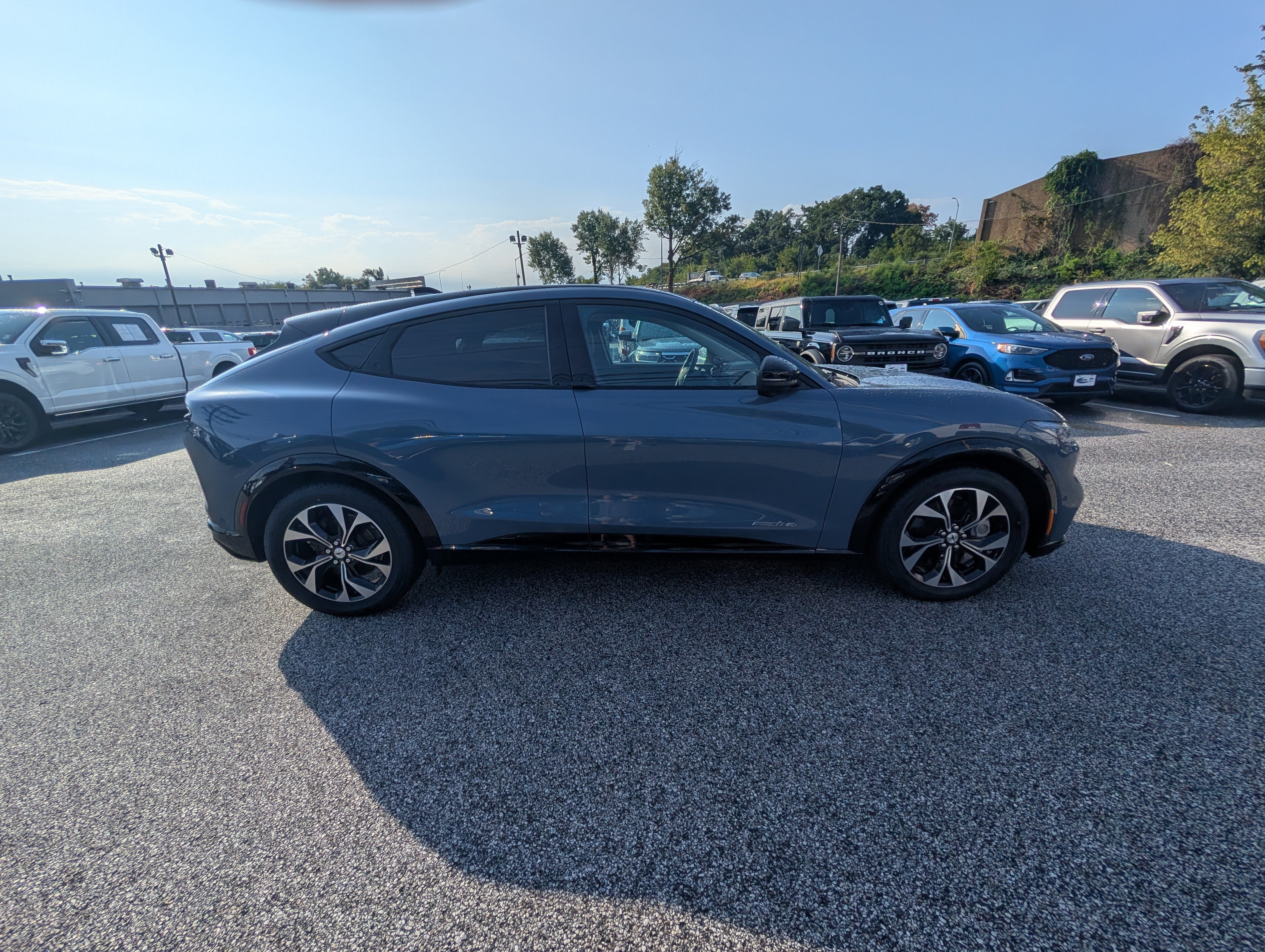 Certified 2023 Ford Mustang Mach-E Premium AWD/4WD image 8