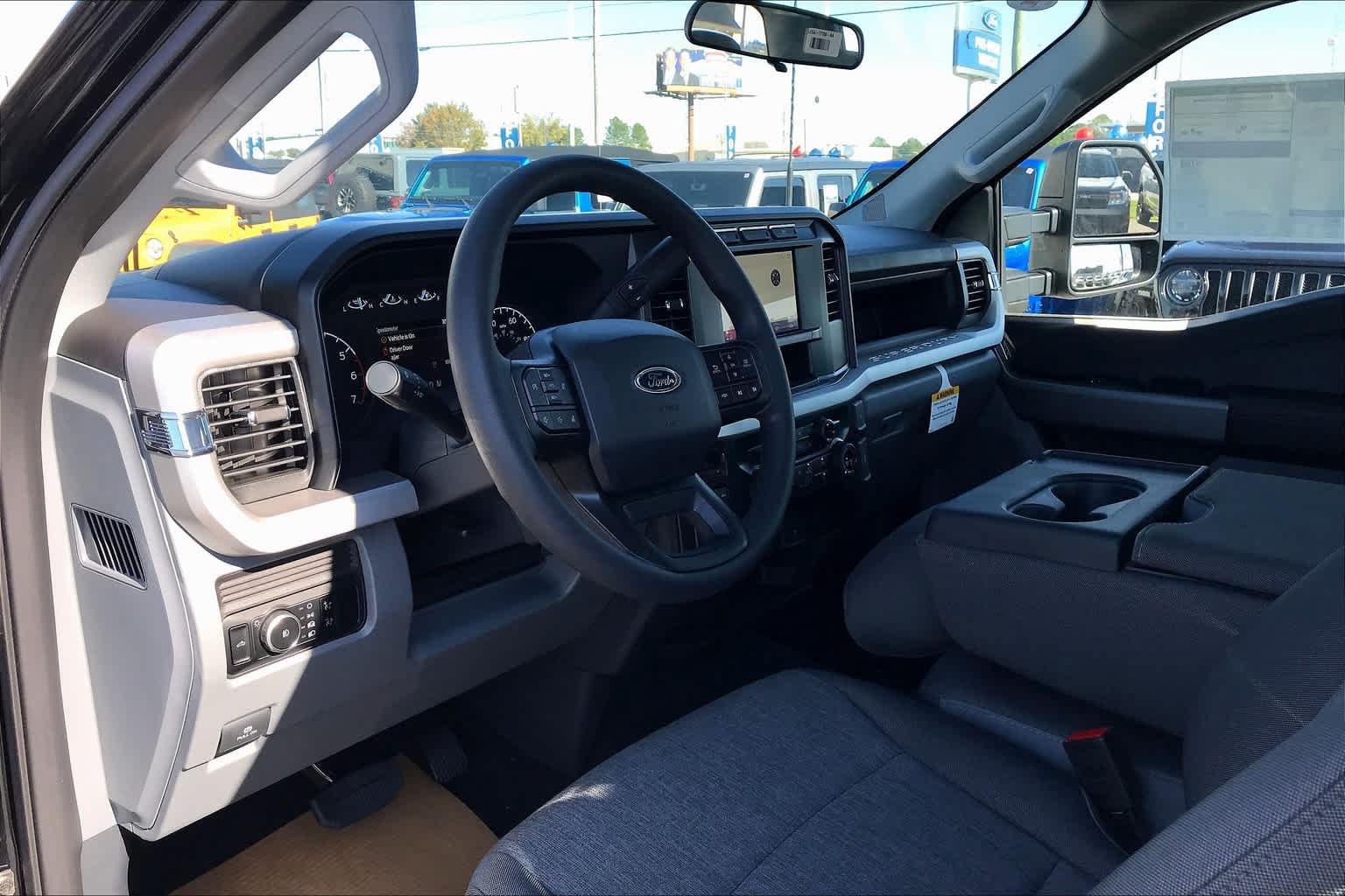 Certified 2024 Ford F250 XL w/ STX Appearance Package AWD/4WD image 8