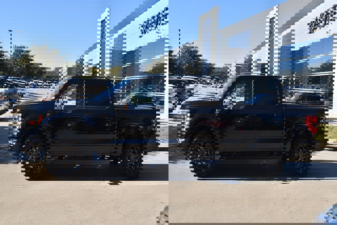 Certified 2022 Ford F150 XLT w/ Equipment Group 302A High image 12