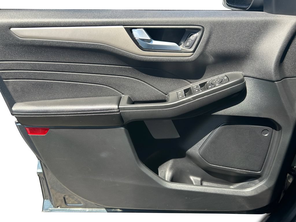 Certified 2022 Ford Escape SEL AWD/4WD image 22