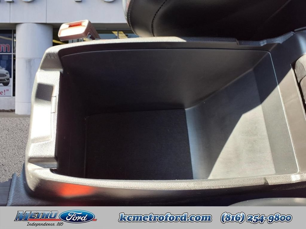 Certified 2024 Ford Escape ST-Line AWD/4WD image 17