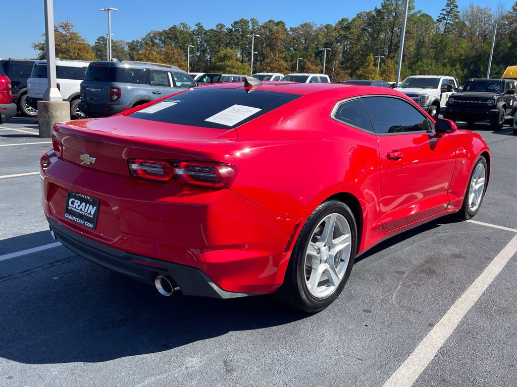 Used 2019 Chevrolet Camaro LT RWD image 7