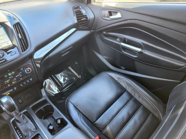 Certified 2019 Ford Escape Titanium image 15