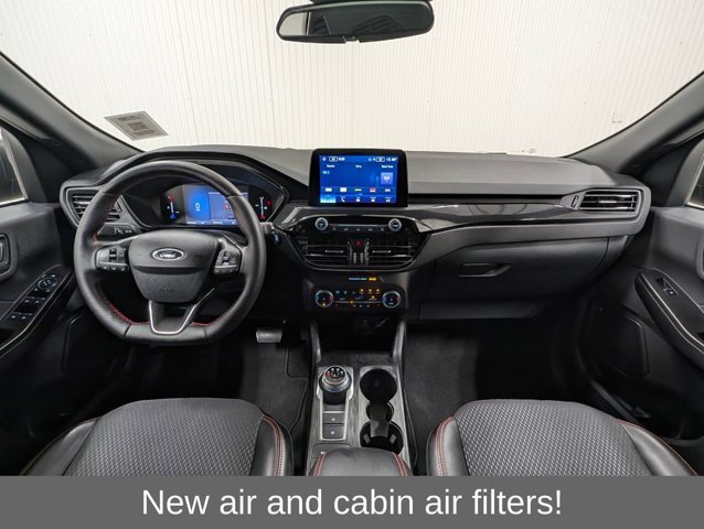 Certified 2025 Ford Escape ST-Line w/ Cold Weather Package FWD image 3