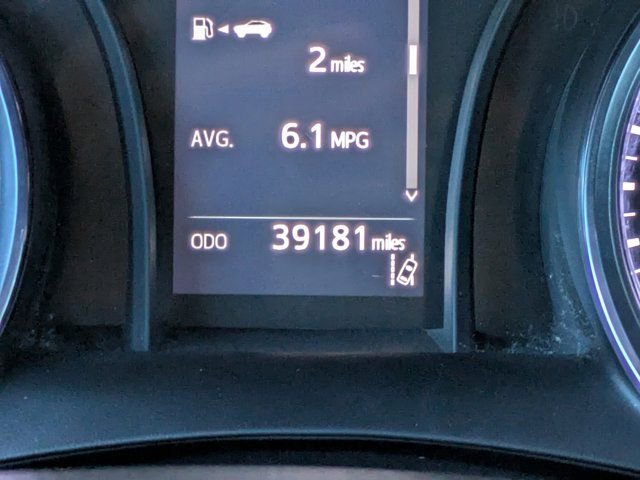 Used 2020 Toyota Camry SE image 25