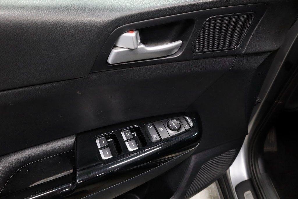 Used 2022 Kia Sportage Nightfall Edition w/ Nighfall AWD Premium Package image 22
