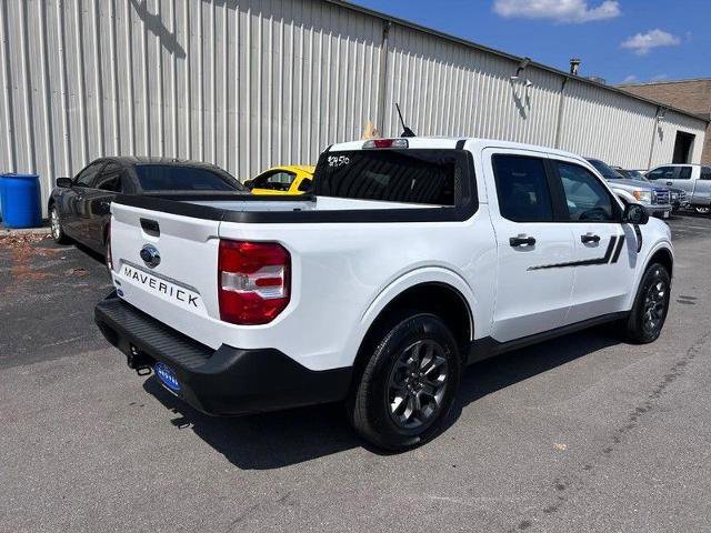 Certified 2024 Ford Maverick XLT image 3