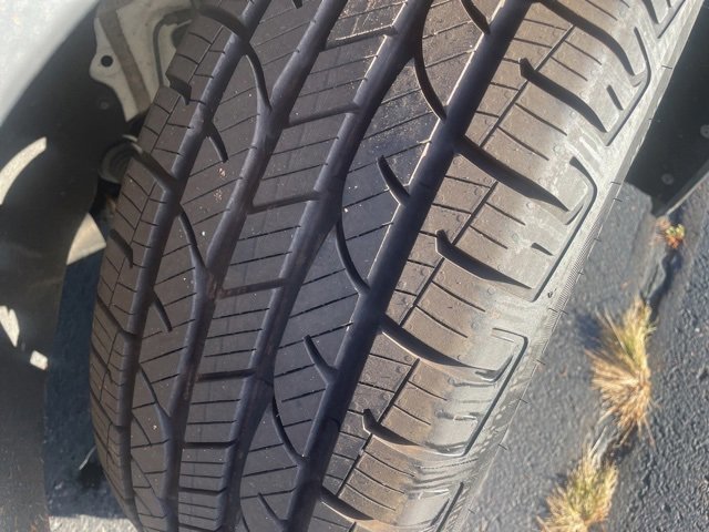 Used 2023 Chevrolet Traverse LT image 11