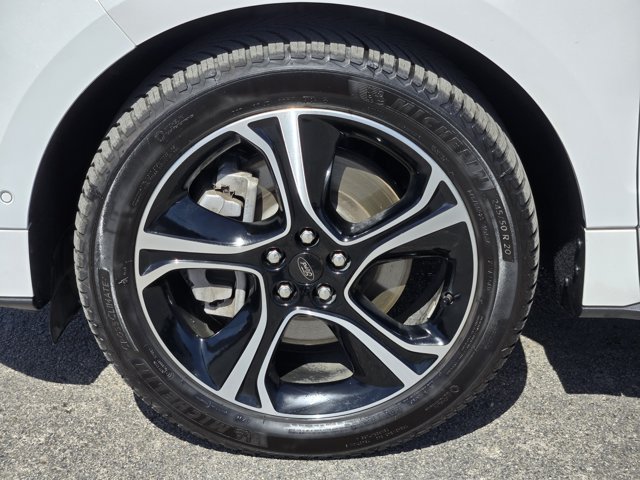 Certified 2022 Ford Edge ST w/ Equipment Group 401A AWD/4WD image 10