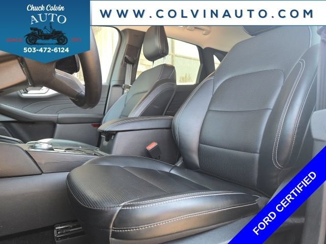 Certified 2025 Ford Escape Platinum AWD/4WD image 10