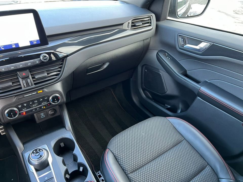 Certified 2023 Ford Escape ST-Line image 34