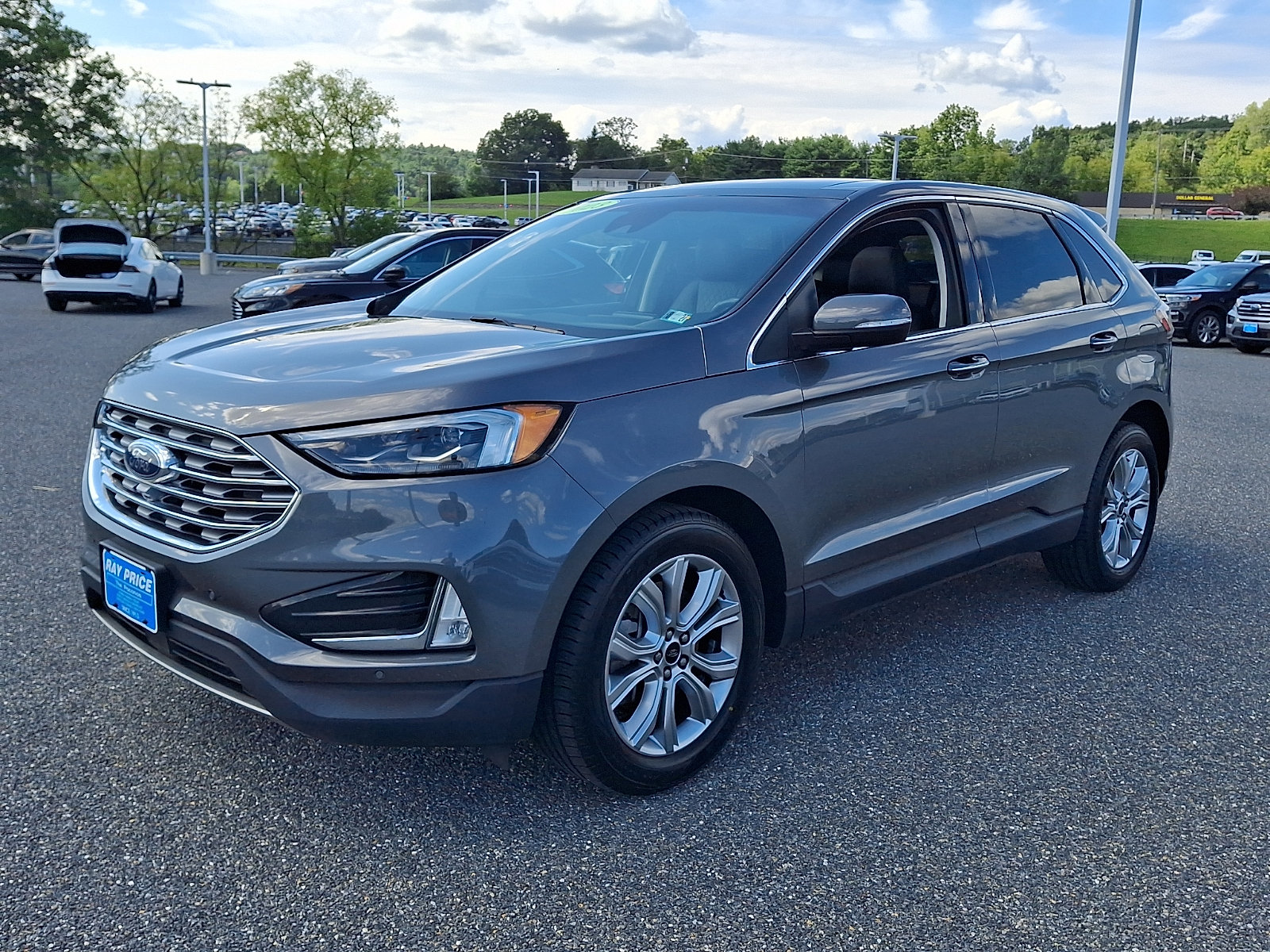 Certified 2023 Ford Edge Titanium w/ Equipment Group 301A AWD/4WD image 4