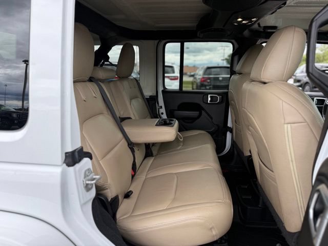 Used 2023 Jeep Wrangler Unlimited Rubicon 4xe w/ Cold Weather Group AWD/4WD image 20