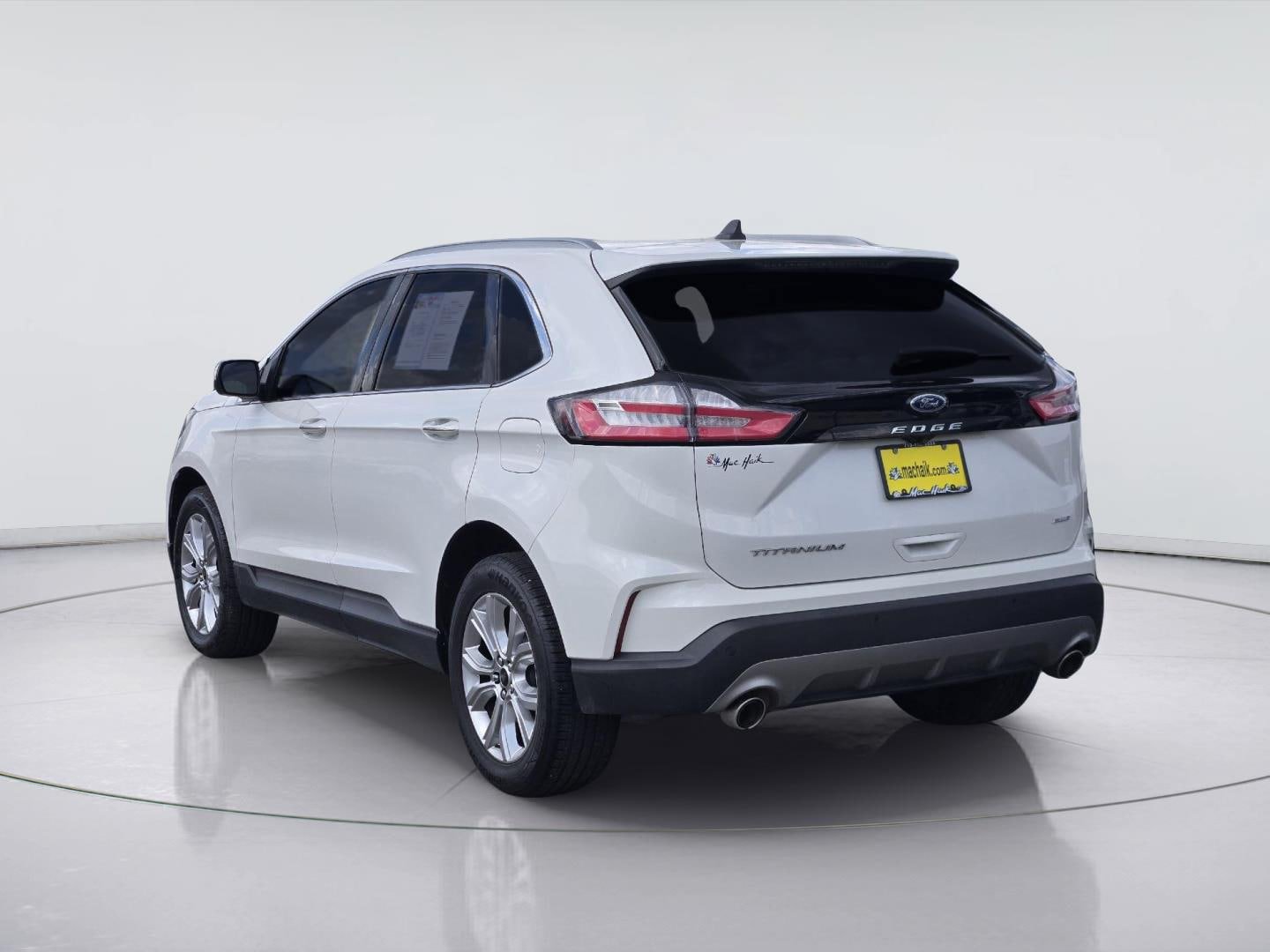 Certified 2023 Ford Edge Titanium AWD/4WD image 6
