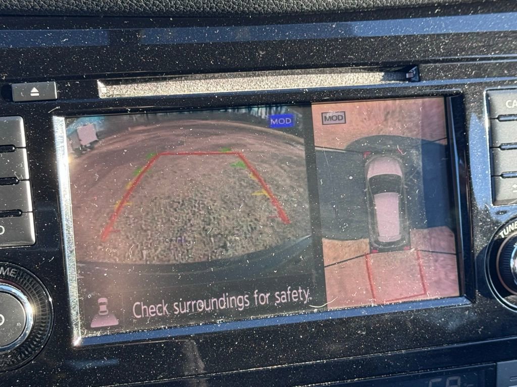 Used 2018 Nissan Rogue SV w/ Premium Package image 14