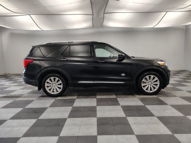 Certified 2022 Ford Explorer King Ranch w/ Technology Package AWD/4WD image 6