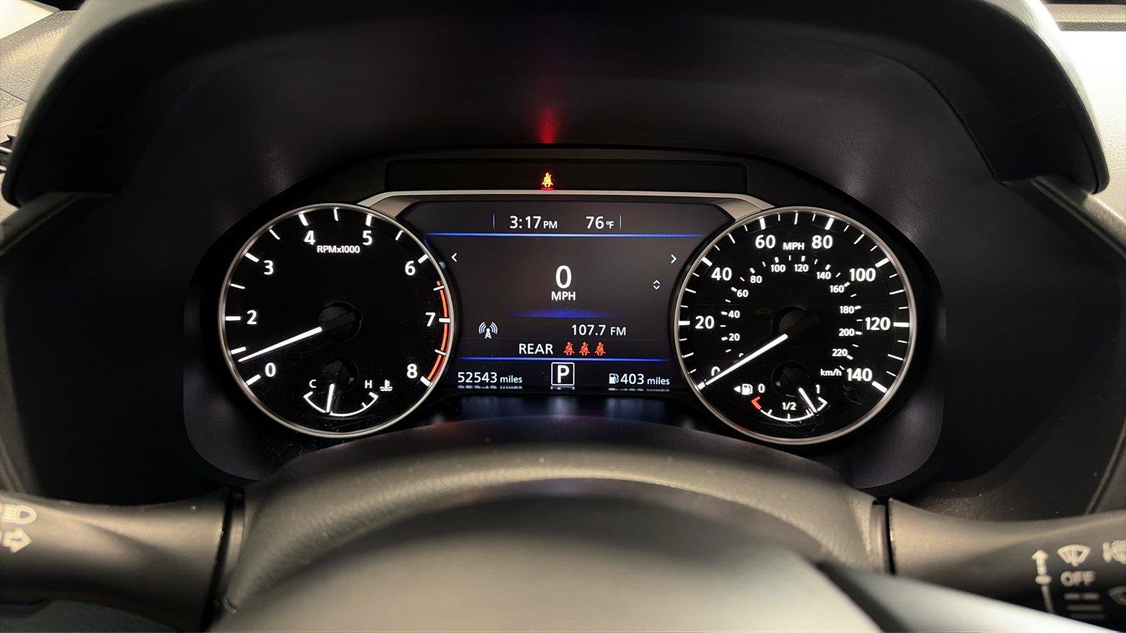 Used 2025 Nissan Altima 2.5 SV FWD image 13