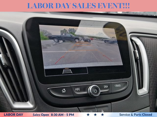 Used 2025 Chevrolet Malibu LT FWD image 24