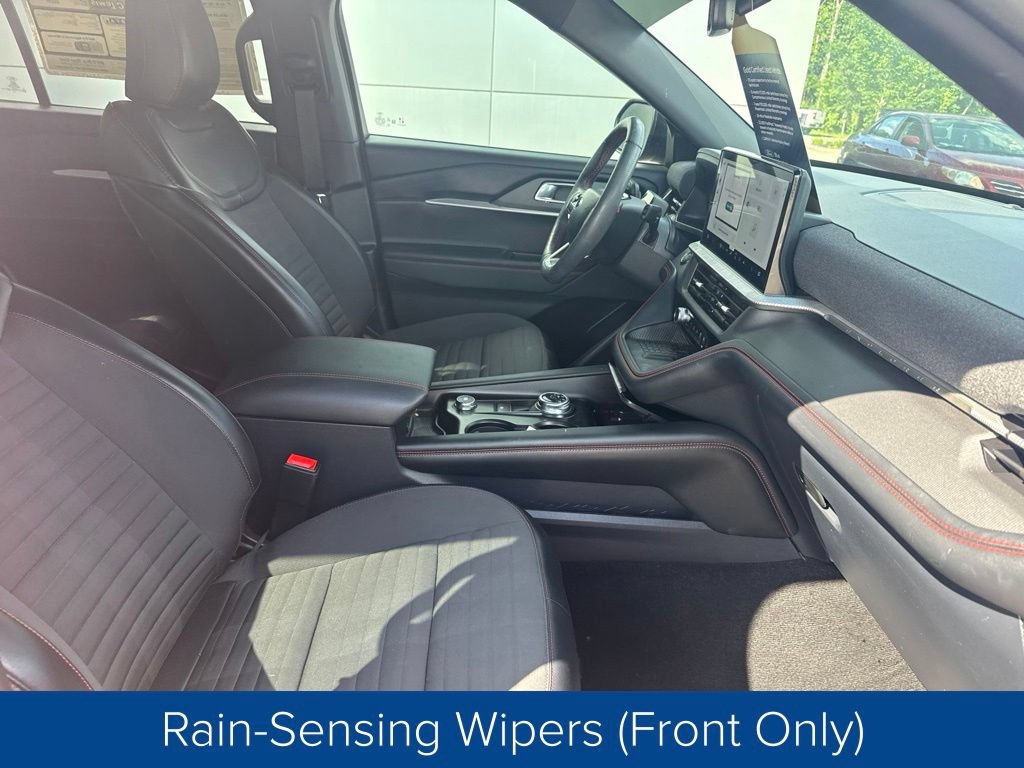 Certified 2025 Ford Explorer ST-Line w/ Premium Package RWD image 30