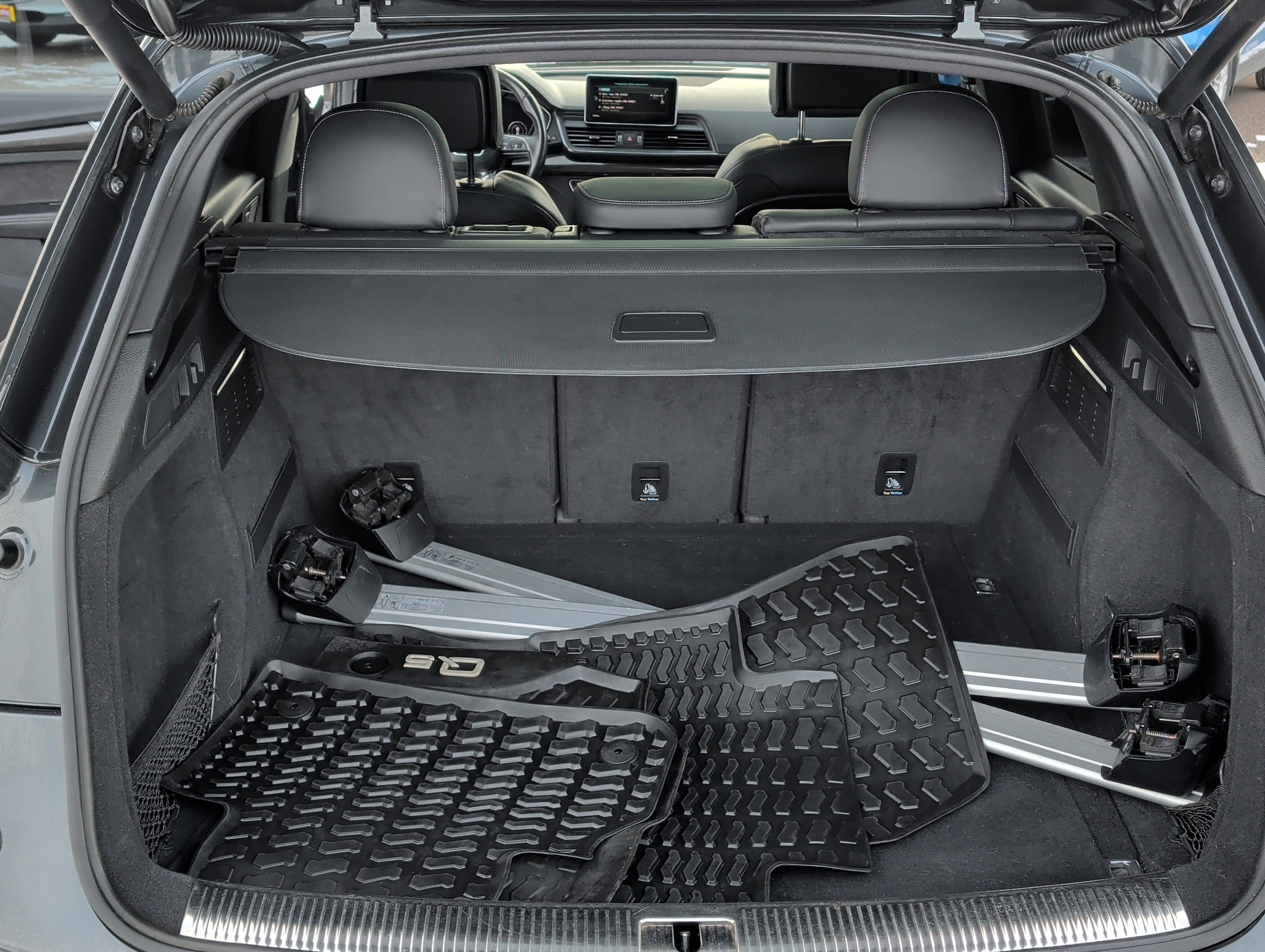 Used 2018 Audi SQ5 Prestige image 18