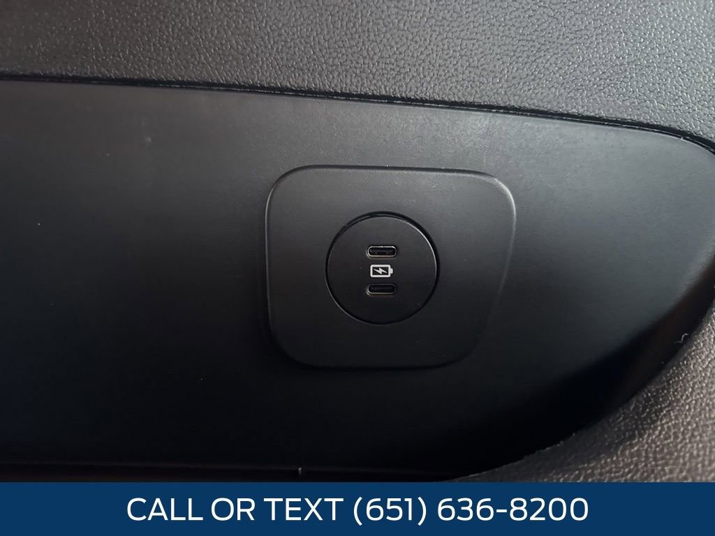 Certified 2025 Ford Explorer Platinum w/ Ultimate Package image 40