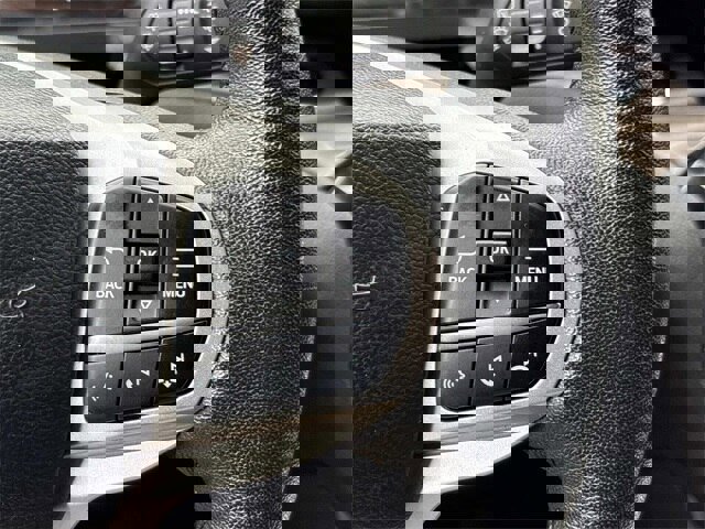 Certified 2024 Ford Explorer Limited image 32