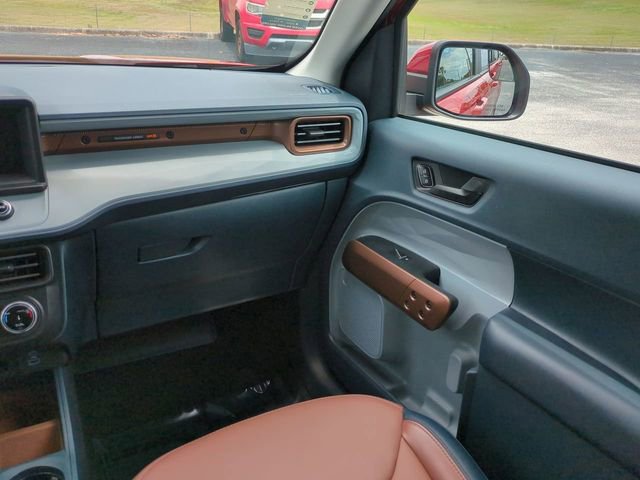Certified 2023 Ford Maverick Lariat w/ Equipment Group 500A Standard AWD/4WD image 17