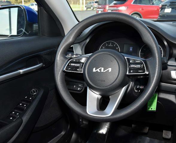 Used 2023 Kia Seltos LX image 17