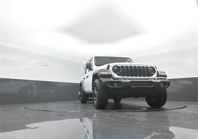 Used 2024 Jeep Wrangler Sport S image 33
