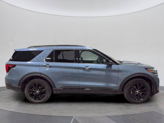 Certified 2025 Ford Explorer ST-Line AWD/4WD image 15