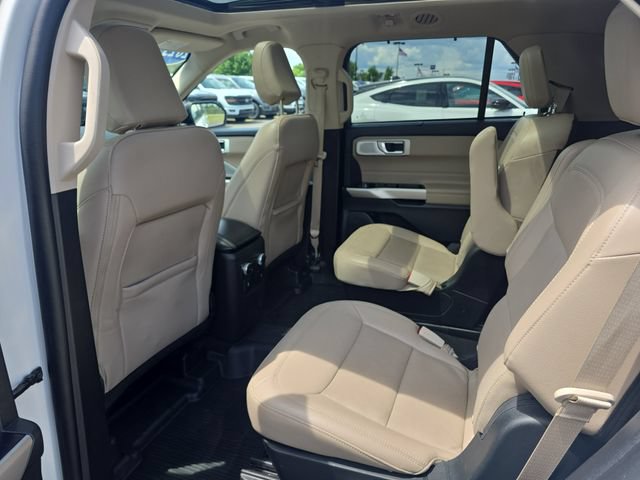 Certified 2023 Ford Explorer Limited w/ Limited Technology Package AWD/4WD image 28