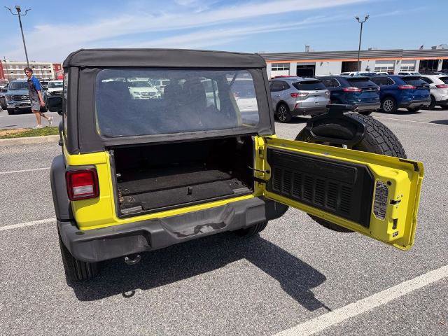 Used 2022 Jeep Wrangler Unlimited Sport AWD/4WD image 9