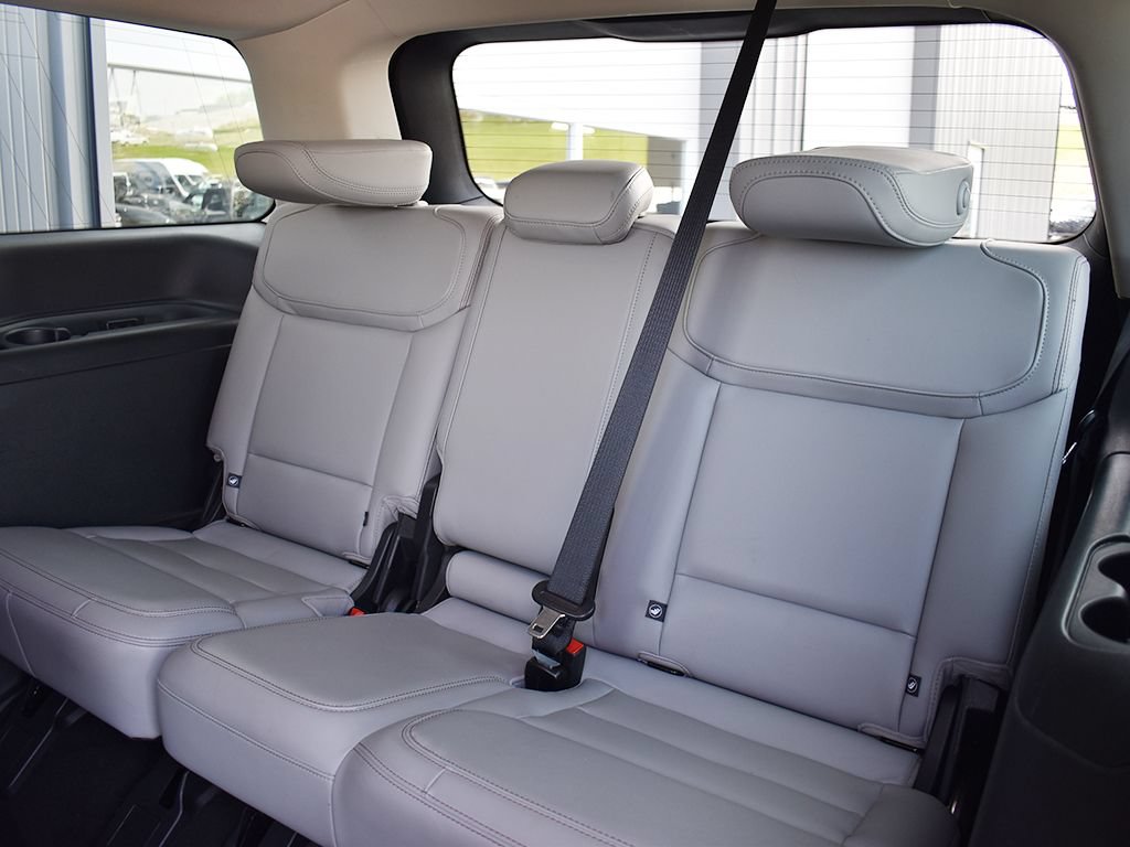 Certified 2025 Ford Expedition Active AWD/4WD image 7