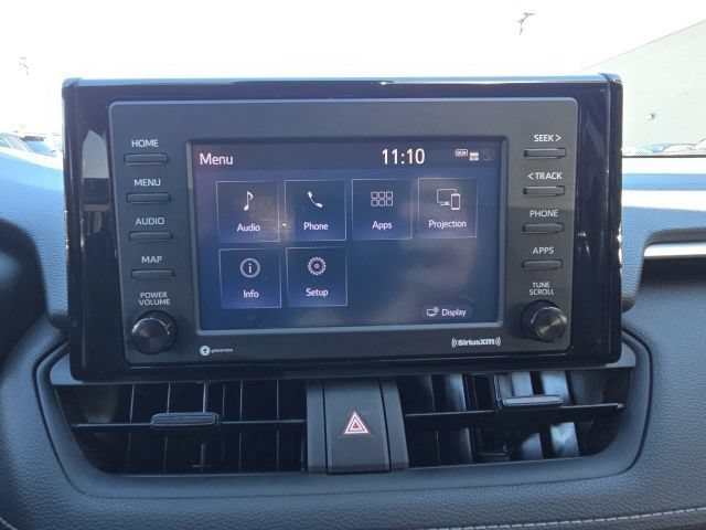 Used 2022 Toyota RAV4 XLE AWD/4WD image 35