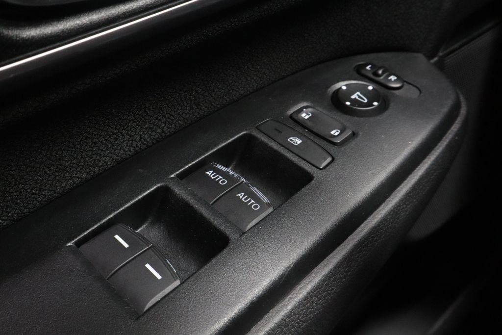 Used 2018 Honda CR-V EX image 25