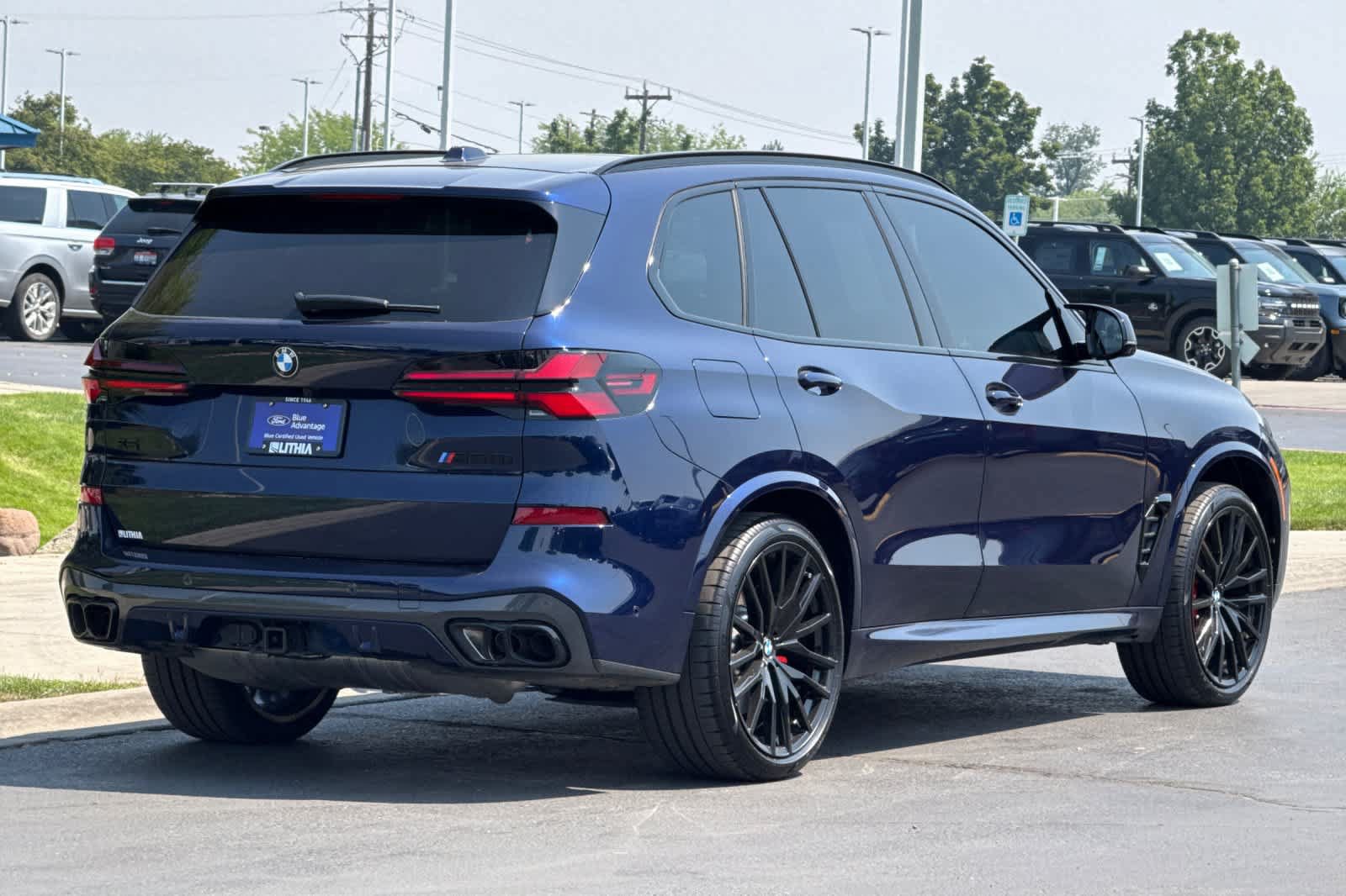 Used 2026 BMW X5 M60i AWD/4WD image 2