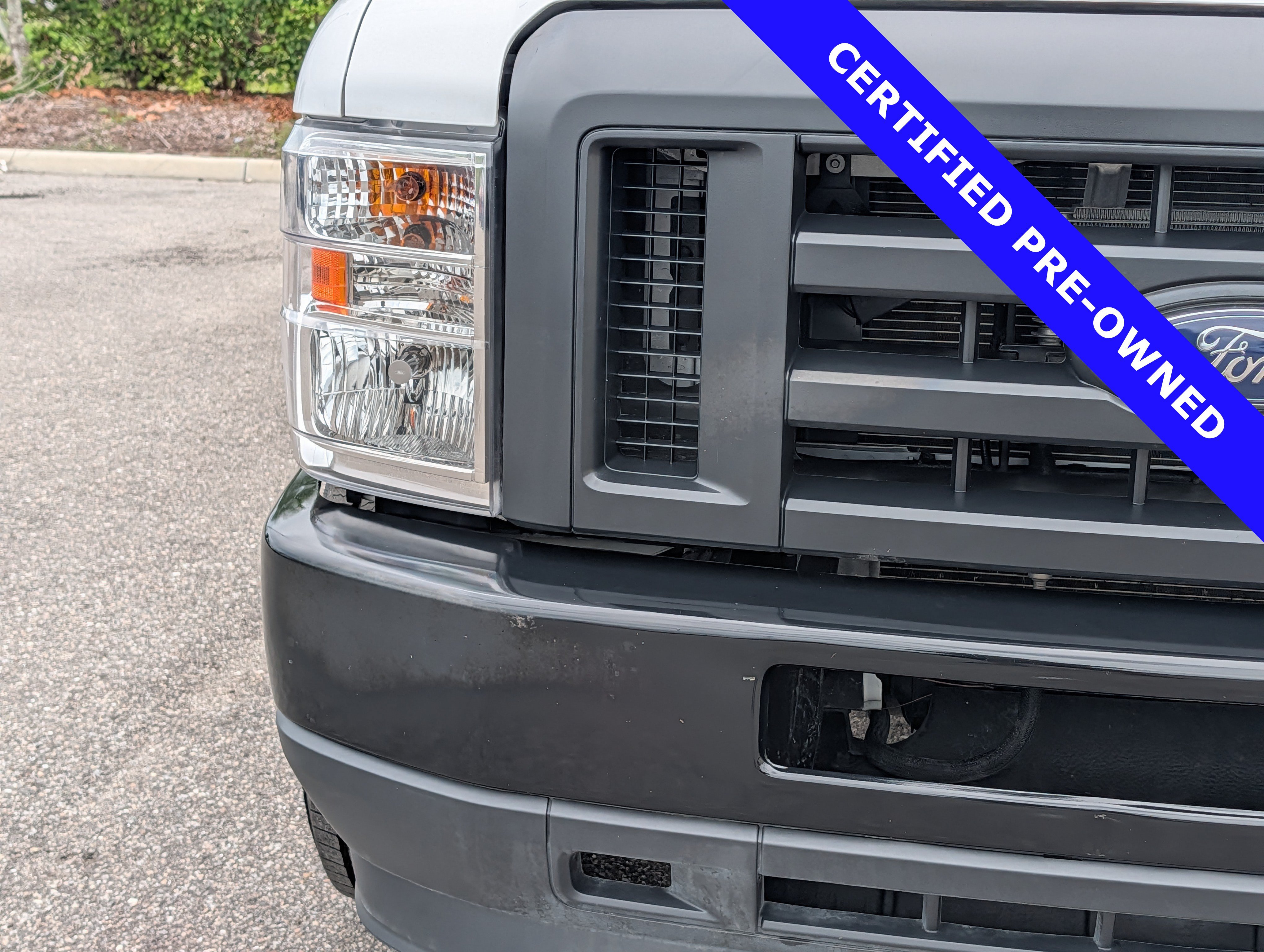 Certified 2024 Ford E-350 and Econoline 350 Super Duty w/ Power Windows & Locks Group RWD image 9
