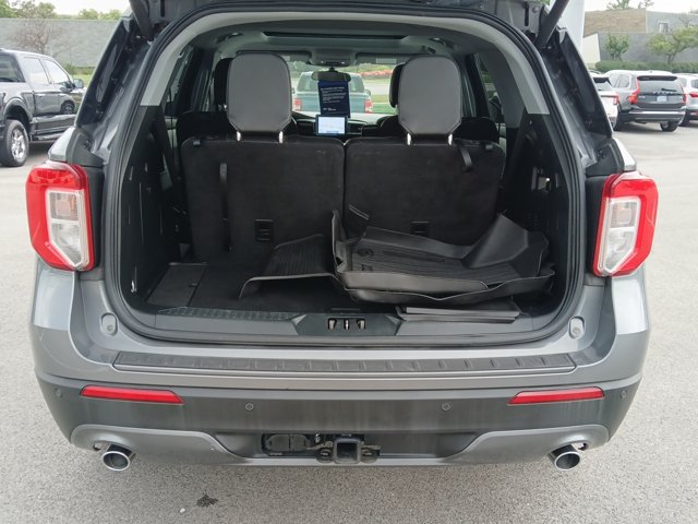 Certified 2023 Ford Explorer XLT w/ Equipment Group 202A AWD/4WD image 24