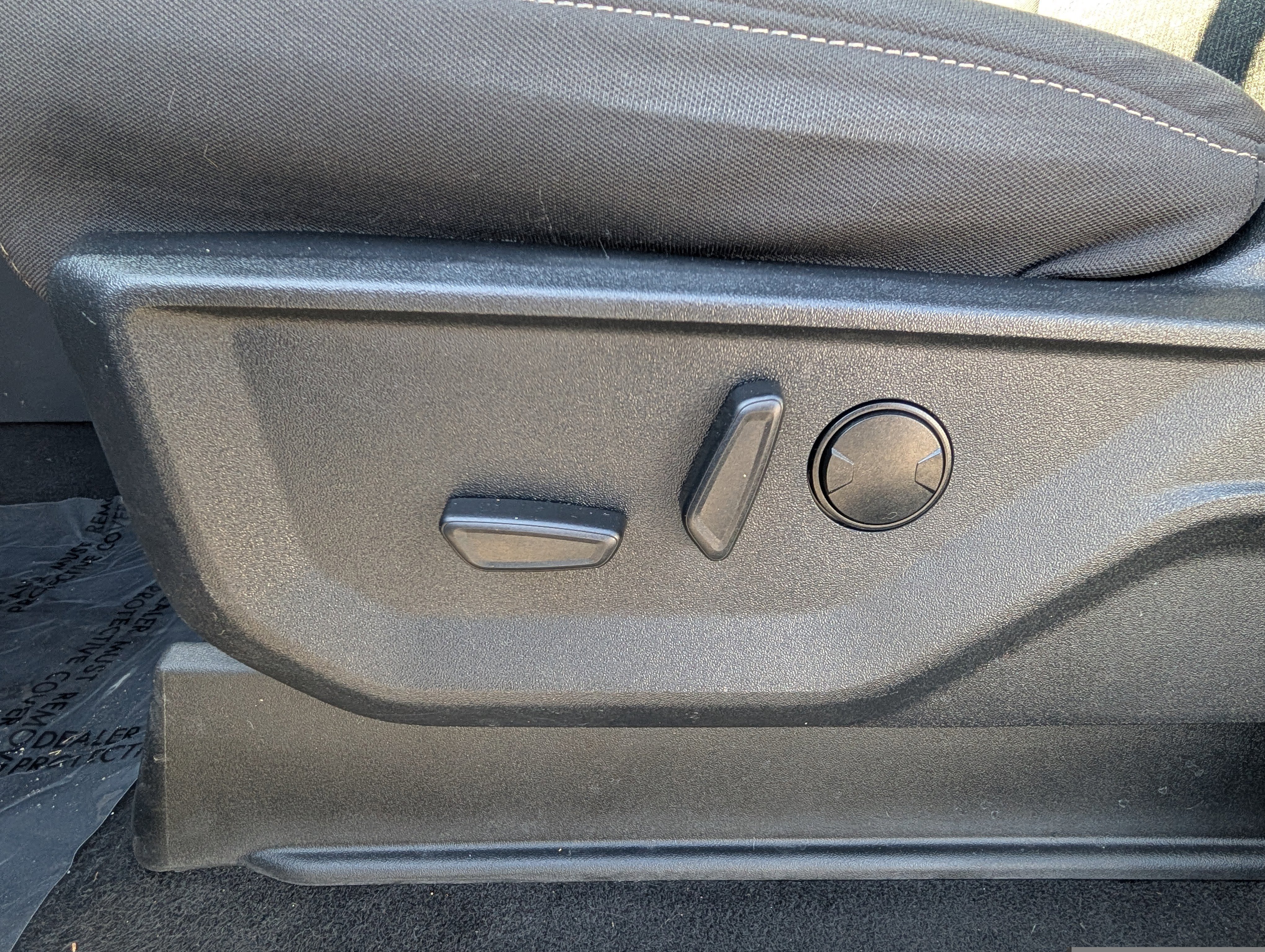 Certified 2023 Ford F150 XLT w/ Equipment Group 302A High image 18