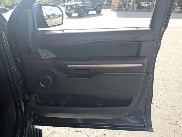 Certified 2022 Ford Expedition Max Limited image 33