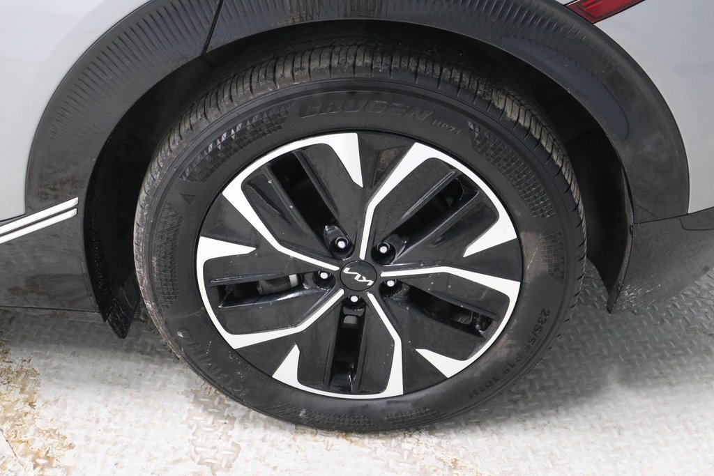 Used 2023 Kia EV6 Wind image 20