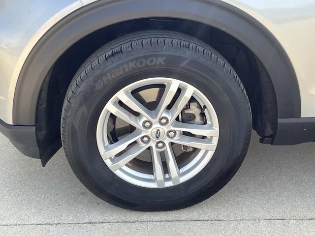 Certified 2023 Ford Explorer XLT w/ Equipment Group 202A image 8