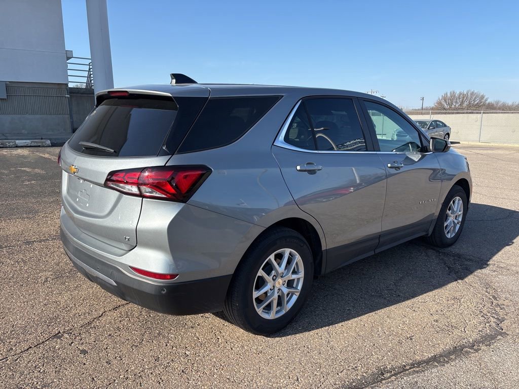 Used 2024 Chevrolet Equinox LT image 7