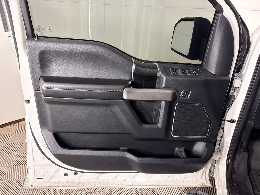 Certified 2020 Ford F150 Platinum w/ Equipment Group 701A Luxury AWD/4WD image 16