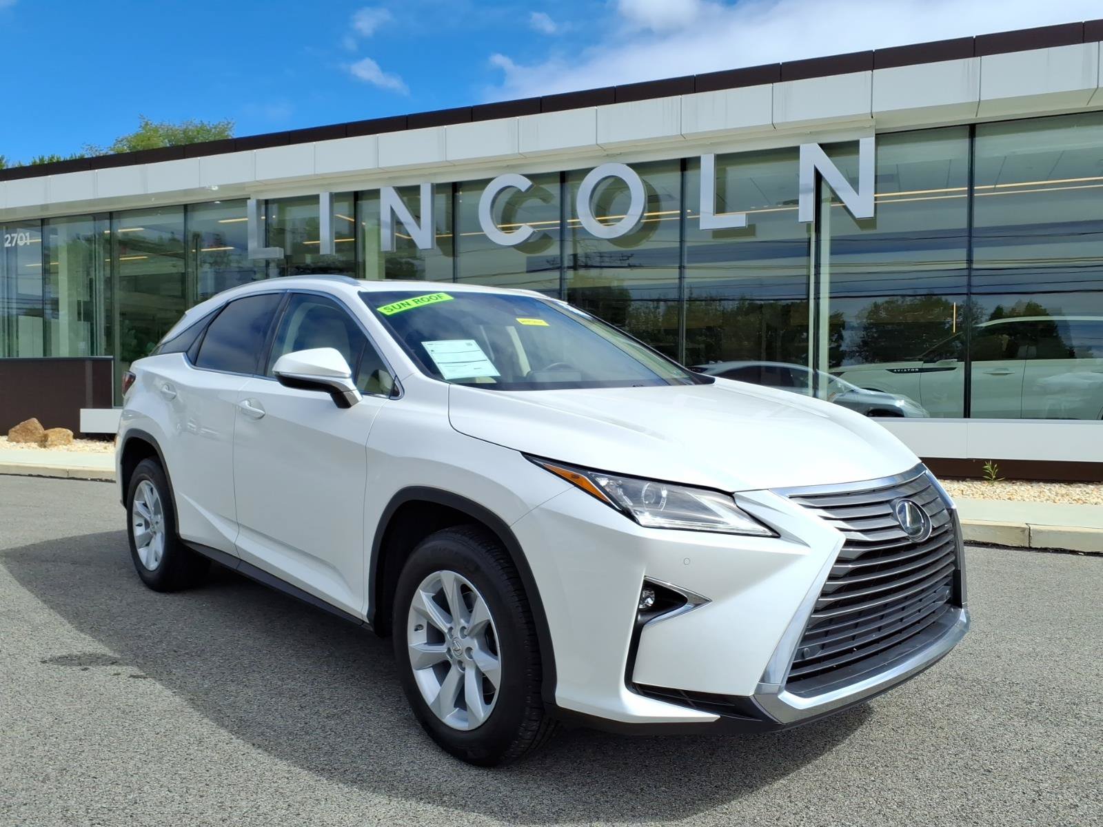 Used 2017 Lexus RX 350 AWD w/ Premium Package image 2